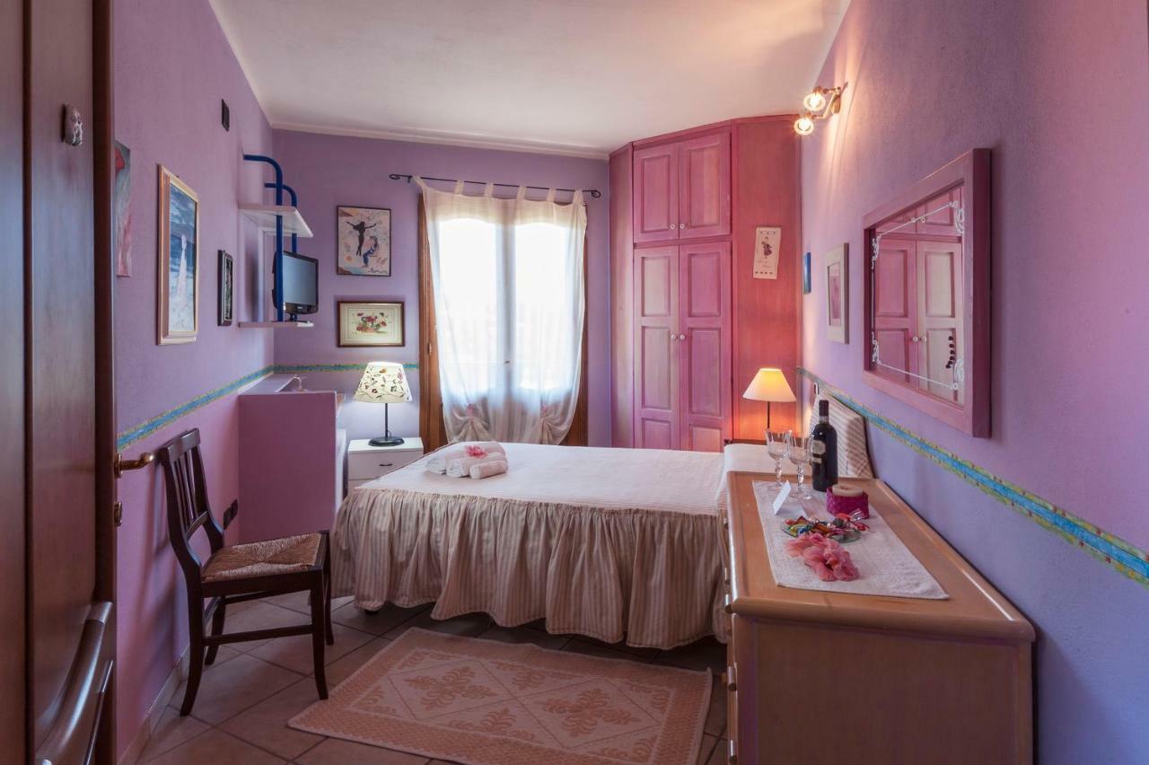 Le Quattro Mura Bed & Breakfast Pula Exterior photo