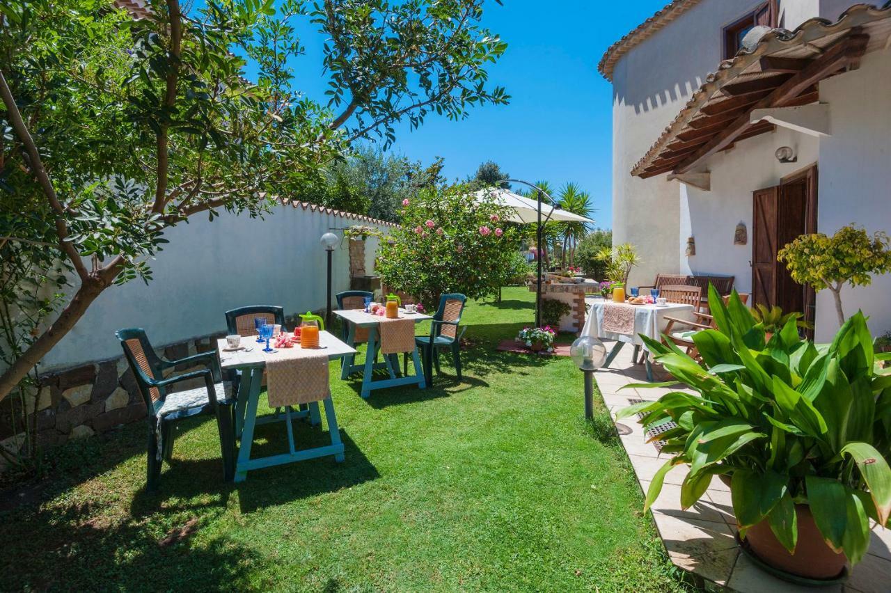 Le Quattro Mura Bed & Breakfast Pula Exterior photo